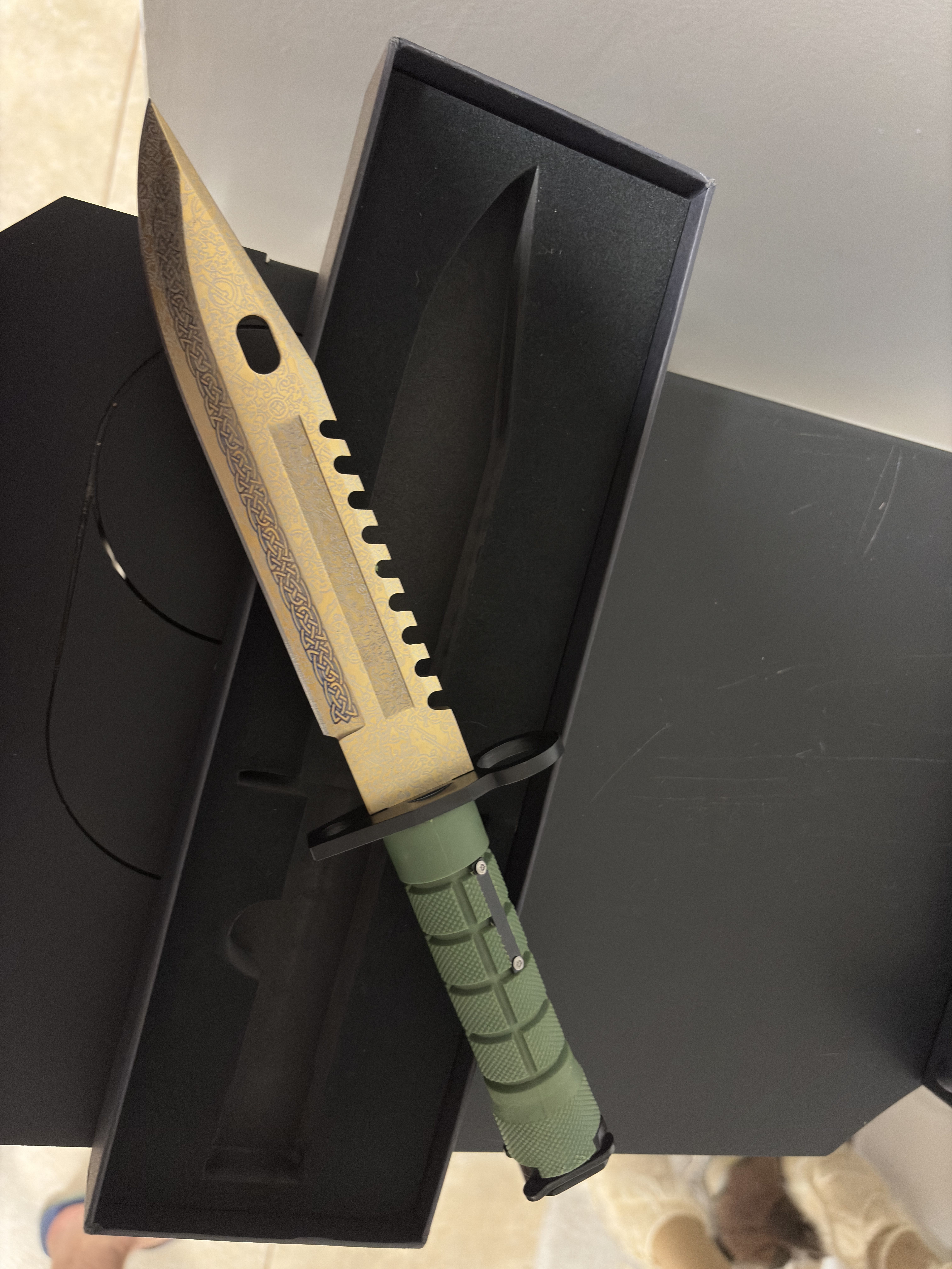 M9 BAYONET - Lore